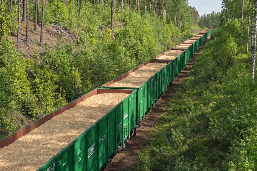 VR Group’s subsidiary Finnlog is expanding its operations with 35 new wood chip wagons